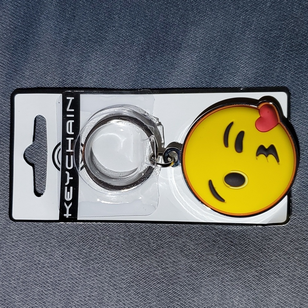 Key‎ Chain